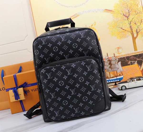 ルイヴィトンバッグ正面デザイン